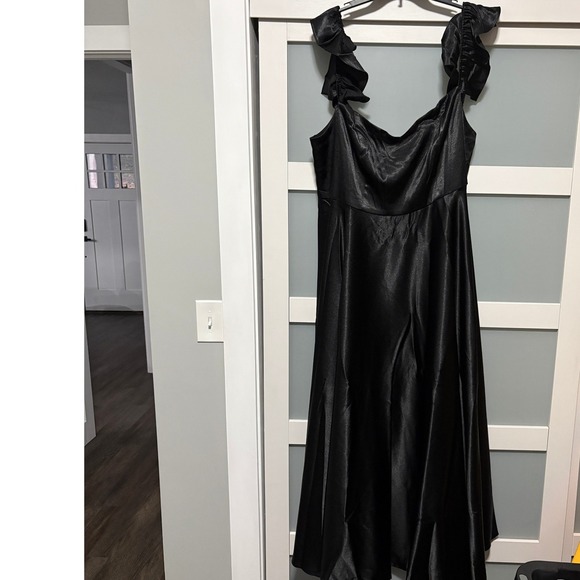 Ever Pretty Dresses & Skirts - Everpretty Ever Pretty Black Silky Formal Cocktail Gown Dress sz 22  NEW Long